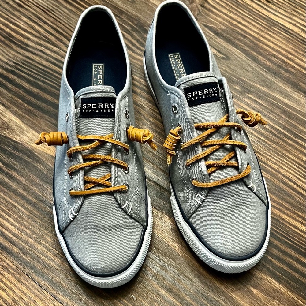 Womens Sperry Topsiders